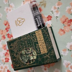 Fairy Tales storybook cosmetics eyeshadow palette lashes lip make up bundle new